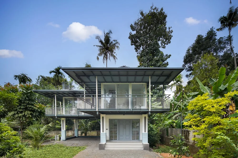 Chalakudy Villa built with readymade walls | Everest Industries